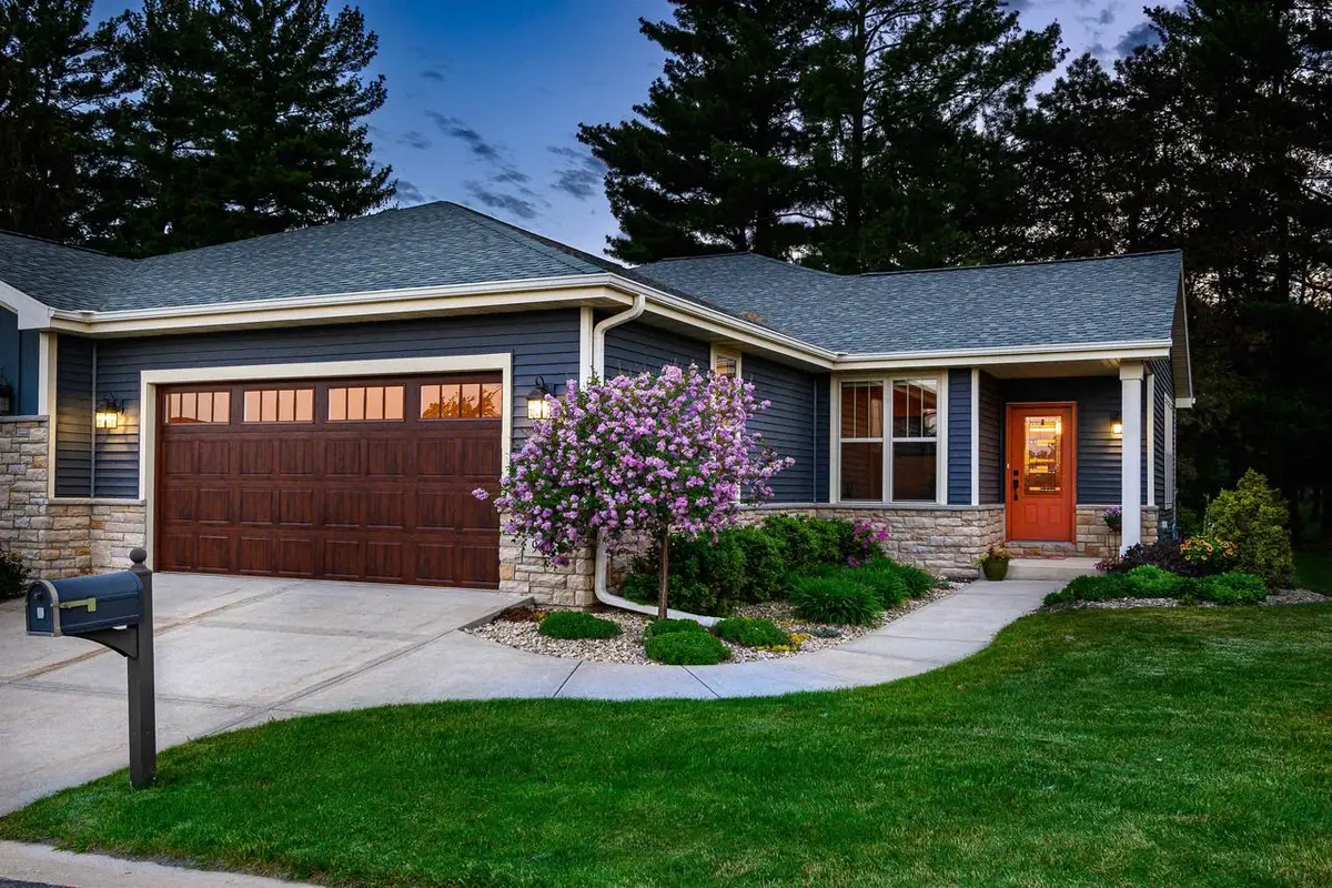 901 Whispering Pines Circle, Lake Mills, WI 53551 - #1