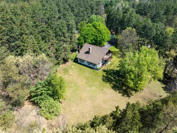 3703 8th Avenue, Wisconsin Dells, WI 53965