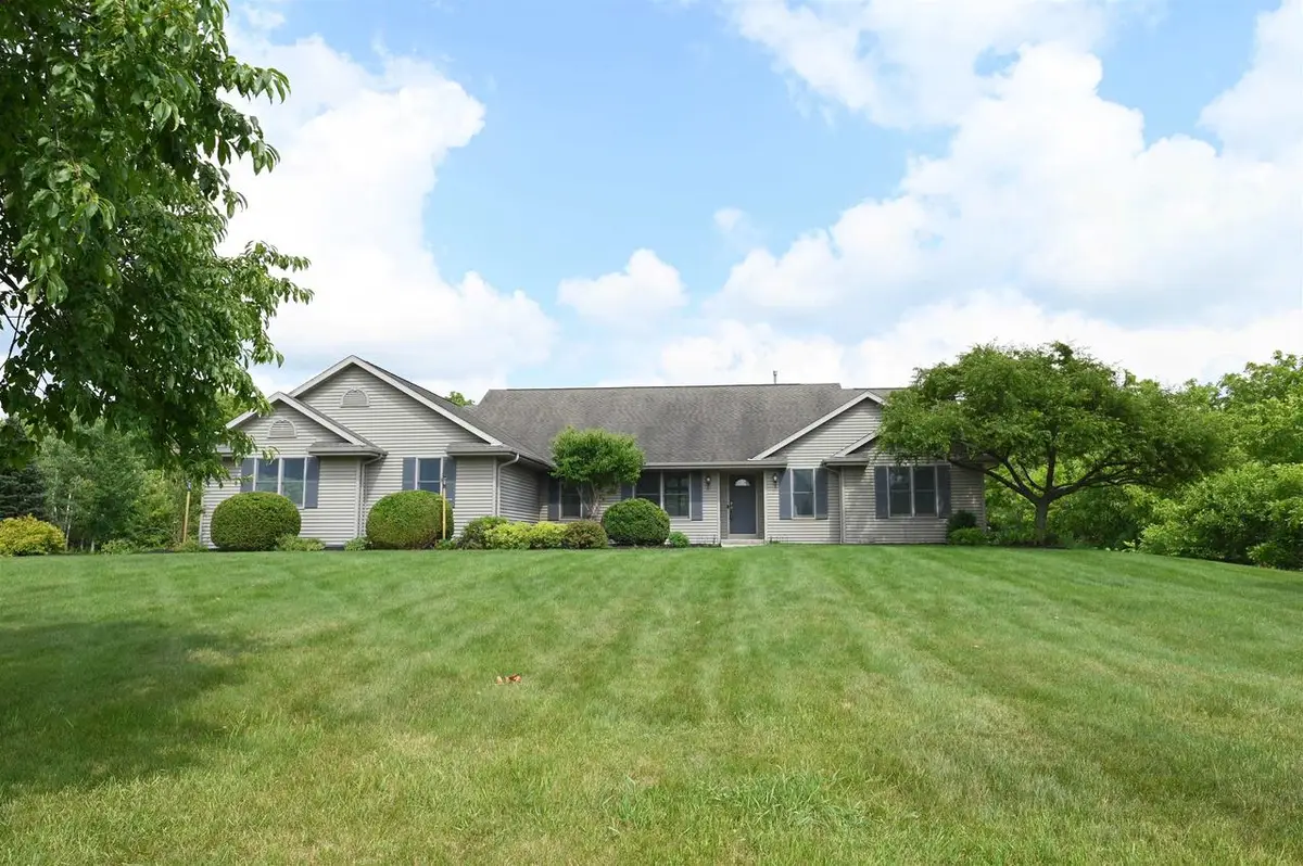 5614 N Vista Lane, Janesville, WI 53548 - #1