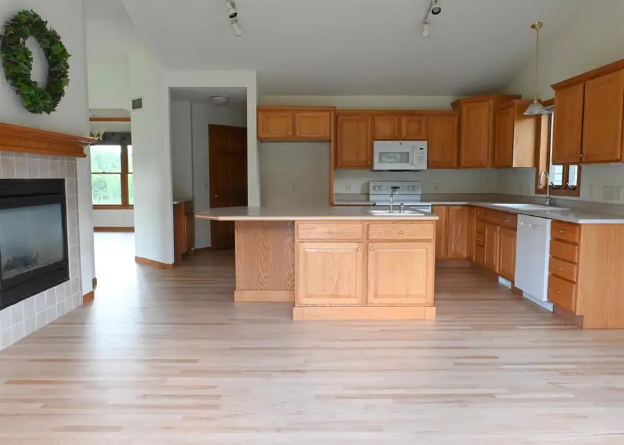 5614 N Vista Lane, Janesville, WI 53548 - #2