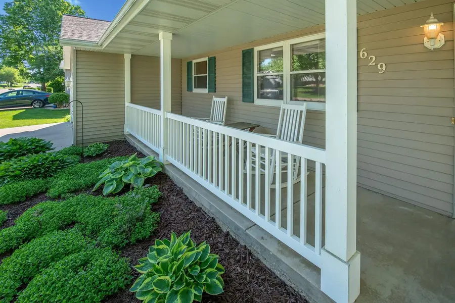 629 W Mohawk Trail, Deforest, WI 53532 - #3