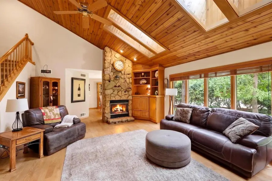 44 White Oaks Lane, Madison, WI 53711 - #3