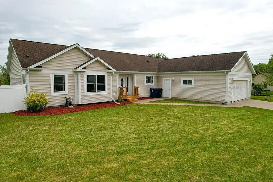 1001 Riverwood Place, Sparta, WI 54656 - #2