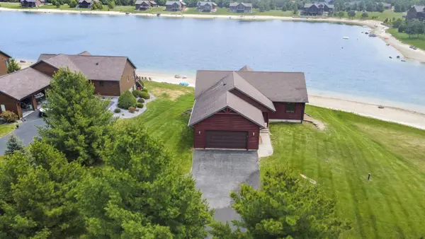 N8090 Clear Water Drive, New Lisbon, WI 53950