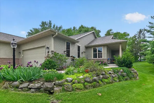 71 Berdella Court, Cross Plains, WI 53528