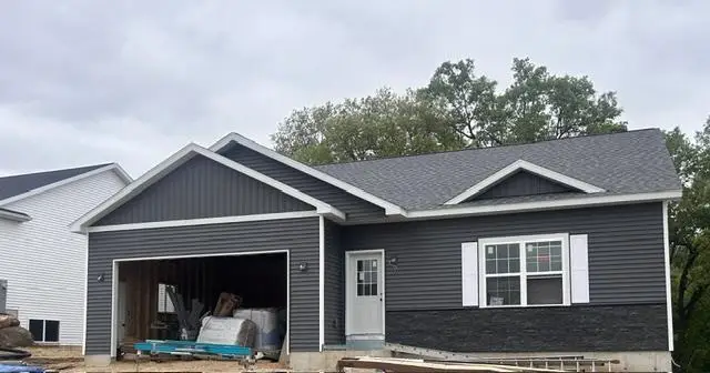 636 Lake View Avenue, Merrimac, WI 53561 - #3