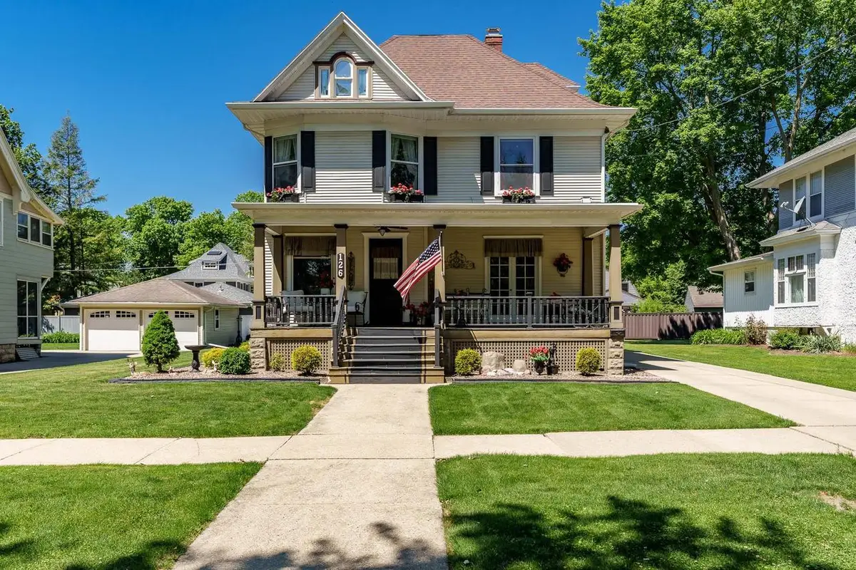 126 Jefferson Avenue, Janesville, WI 53545 - #1