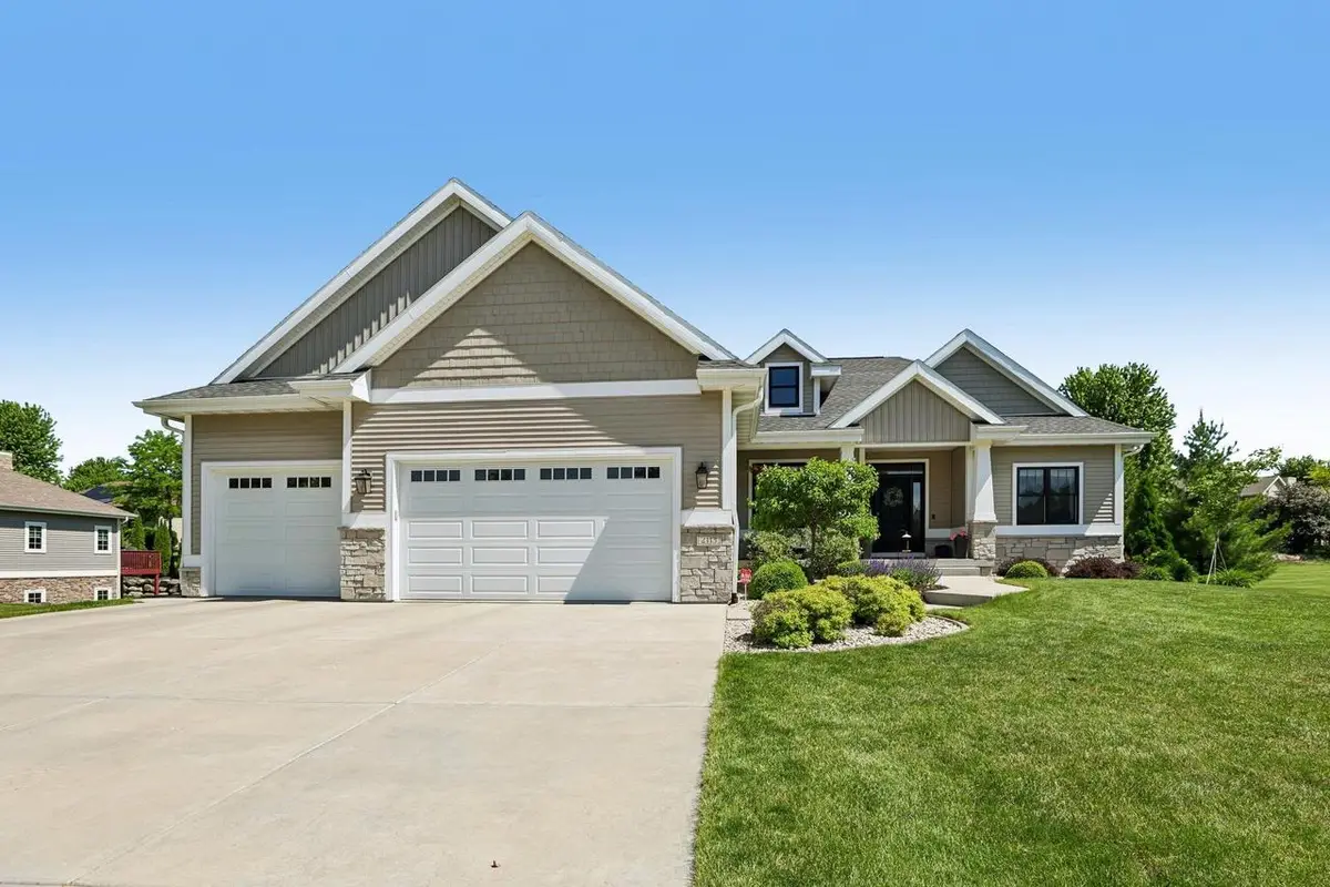 2113 Peaceful Valley Parkway, Waunakee, WI 53597 - #1