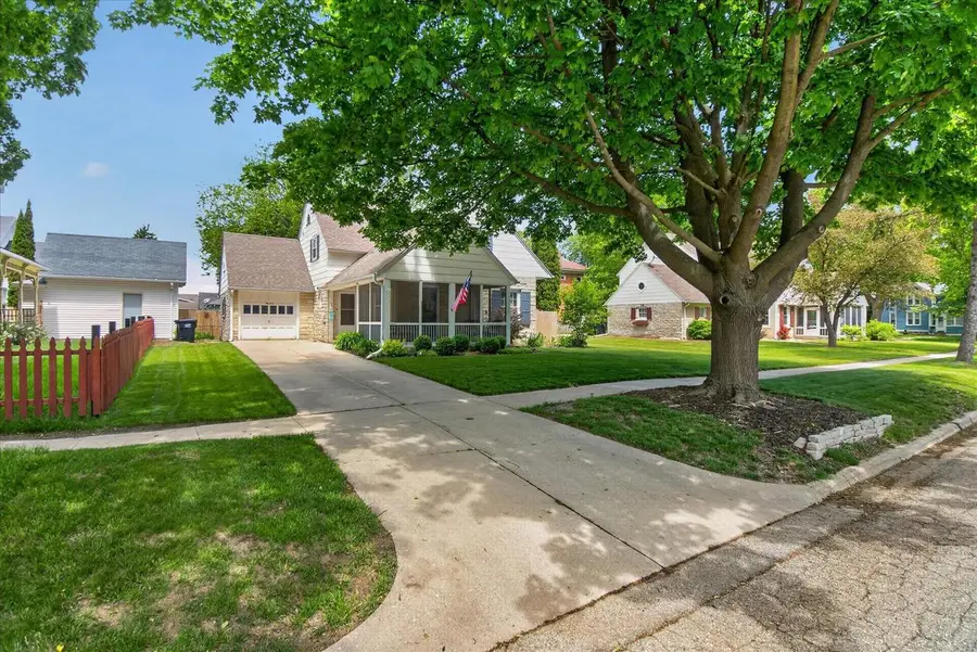 14 E Rockwell Street, Elkhorn, WI 53121 - #2
