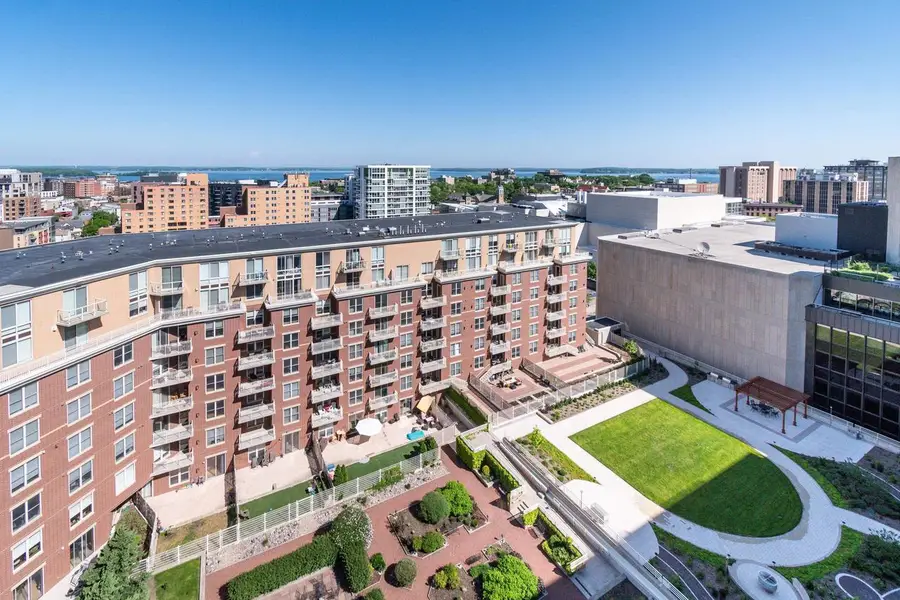 360 W Washington Avenue #712, Madison, WI 53703 - #2