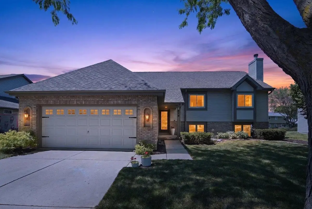 916 Katherine Drive, Sun Prairie, WI 53590 - #1