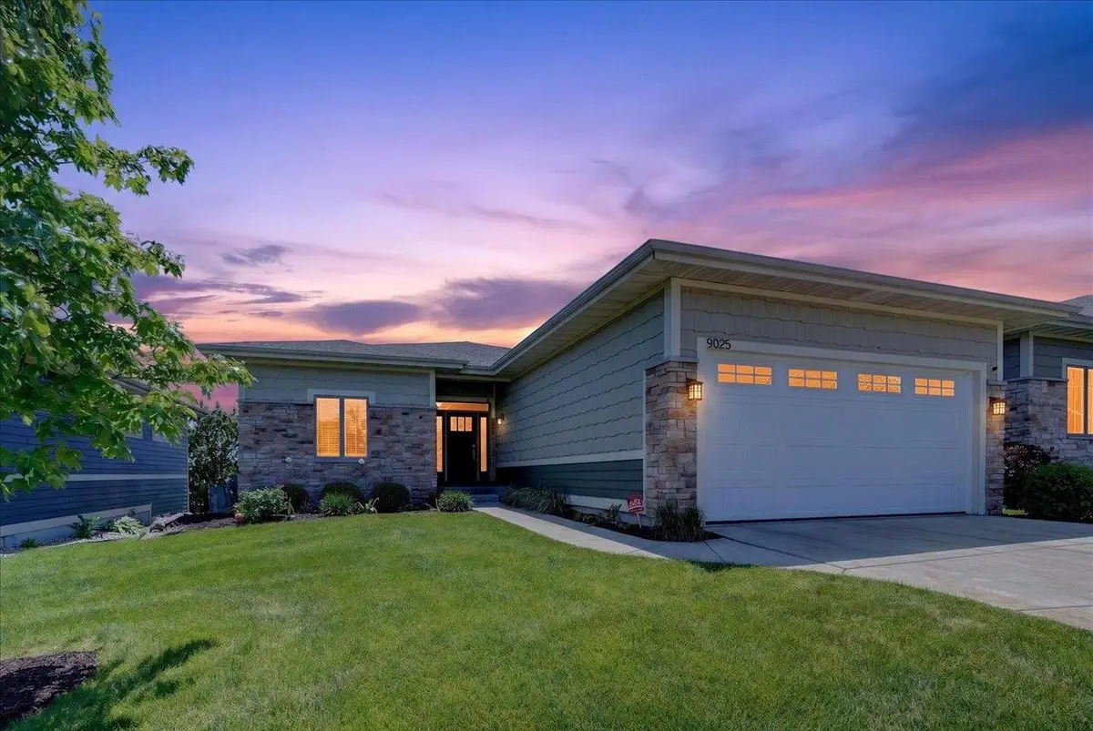 9025 Royal Oaks Circle, Verona, WI 53593 - #1