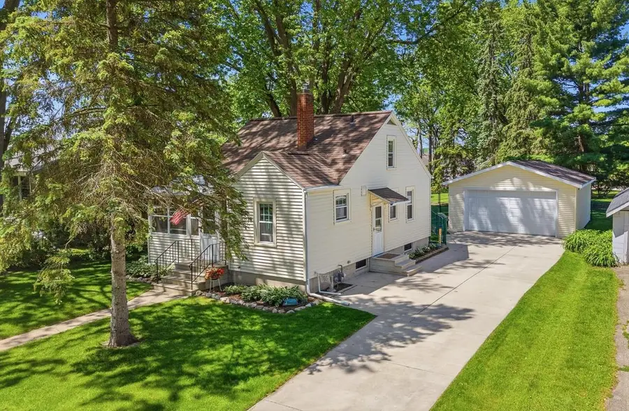 473 Walker Avenue, Green Lake, WI 54941 - #2