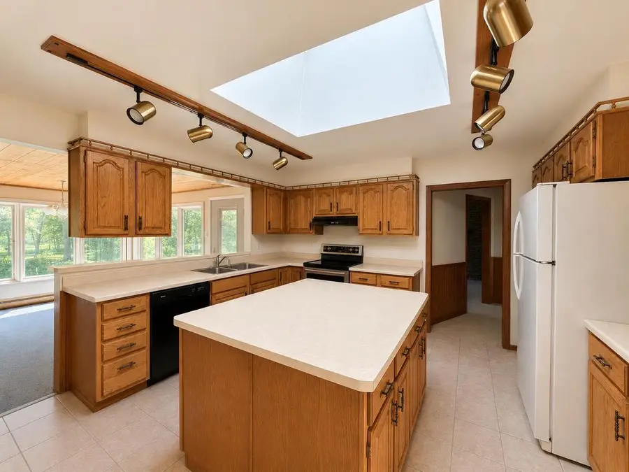 N2454 County Road HH, Lyndon Station, WI 53944 - #3