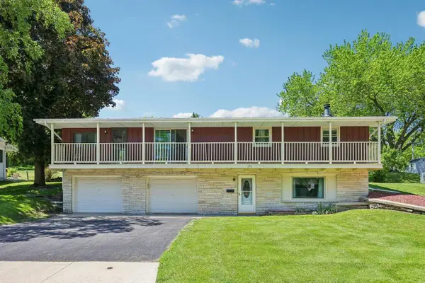 135 Riverview Heights, Mayville, WI 53050