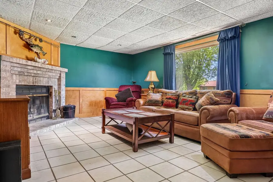 135 Riverview Heights, Mayville, WI 53050 - #3