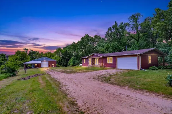 1397 Sayles Trail, Belleville, WI 53508