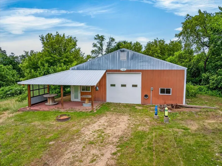 1397 Sayles Trail, Belleville, WI 53508 - #3