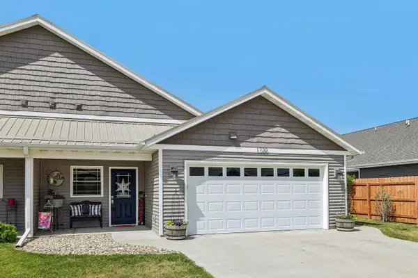 1720 Montclair Place, Fort Atkinson, WI 53538
