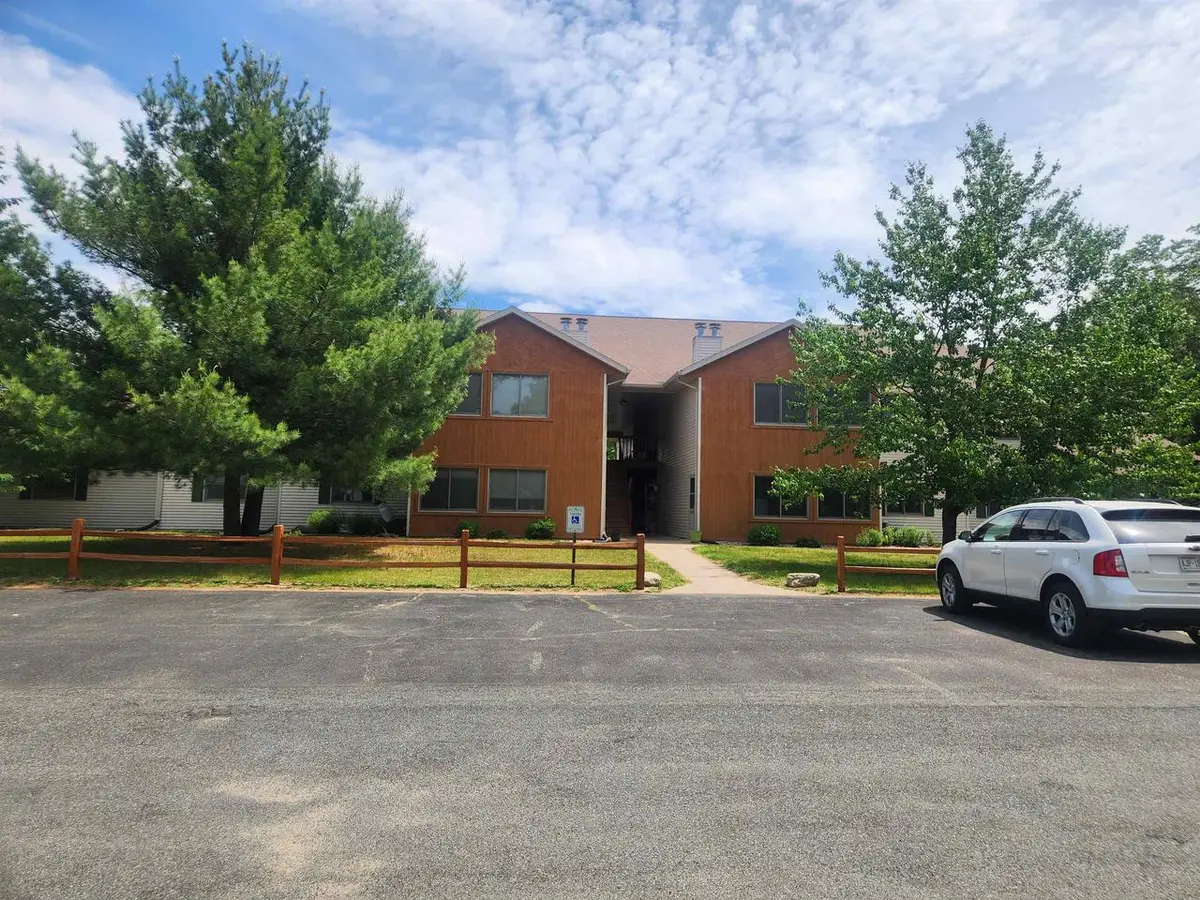 N7196 Three Rivers Boulevard #2, New Lisbon, WI 53950 - #1