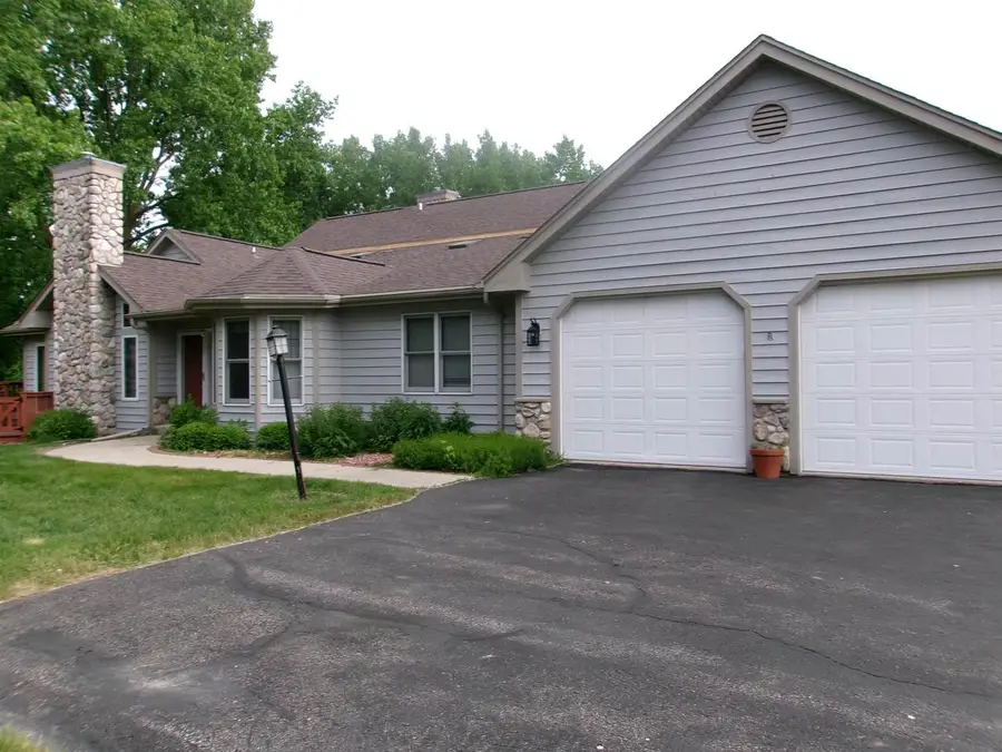 620 Monroe Street #620, Beaver Dam, WI 53916 - #2