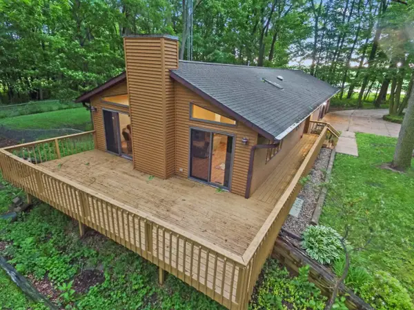 N2291 Richland Road, Monroe, WI 53566
