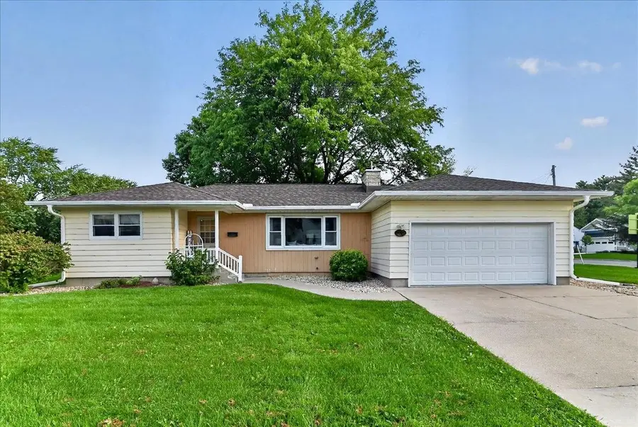 7204 University Avenue, Middleton, WI 53562 - #2