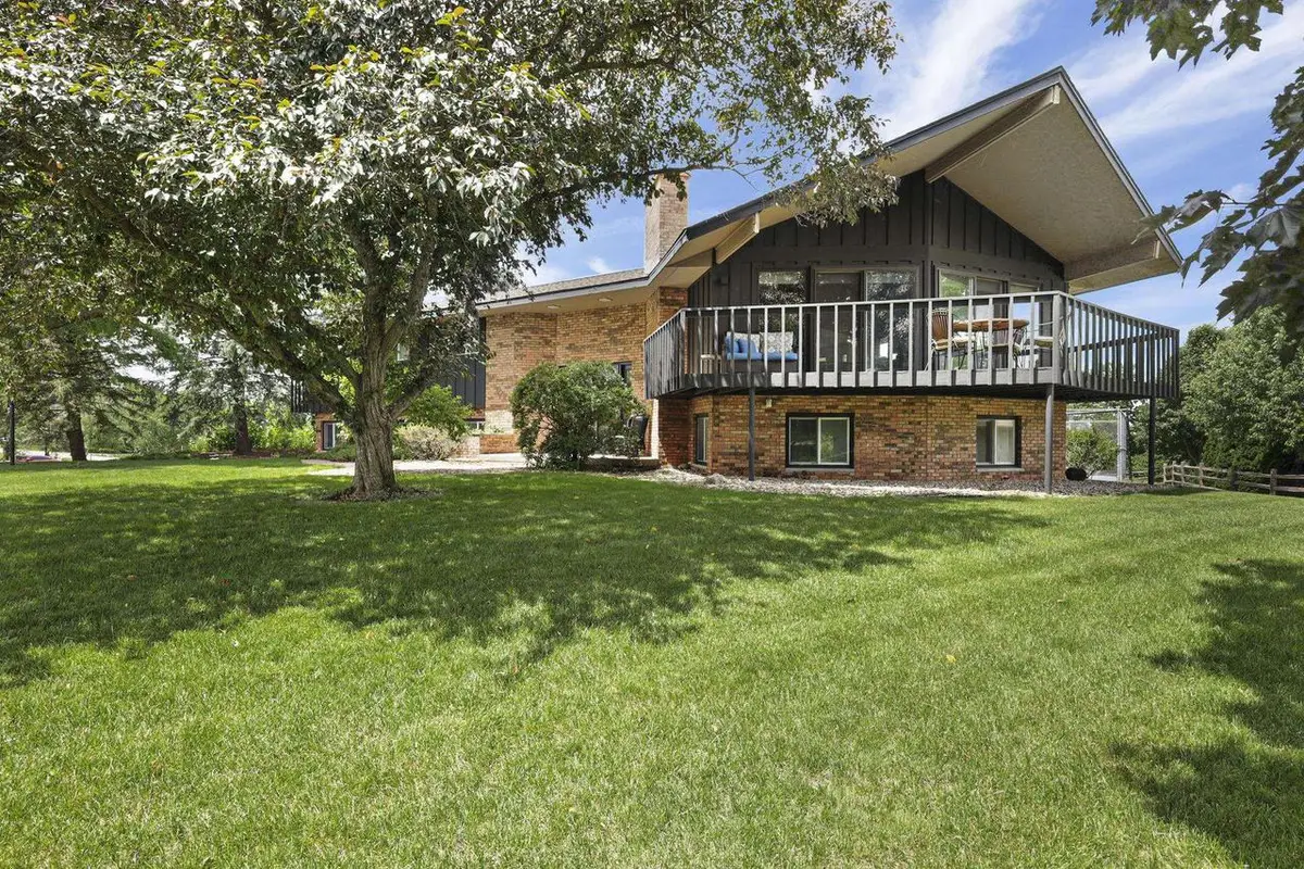 4539 Stonewood Drive, Middleton, WI 53562 - #1
