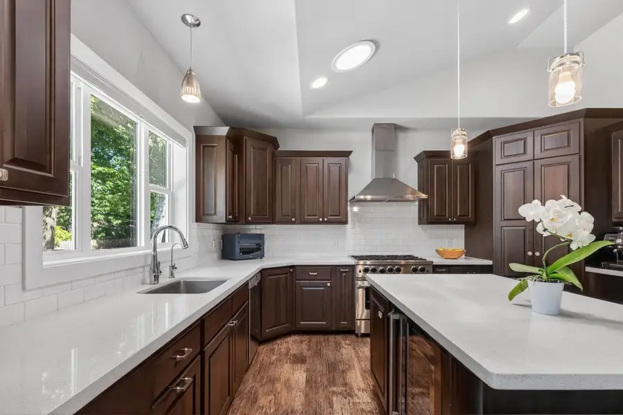 524 N Sherman Avenue, Madison, WI 53704 - #3