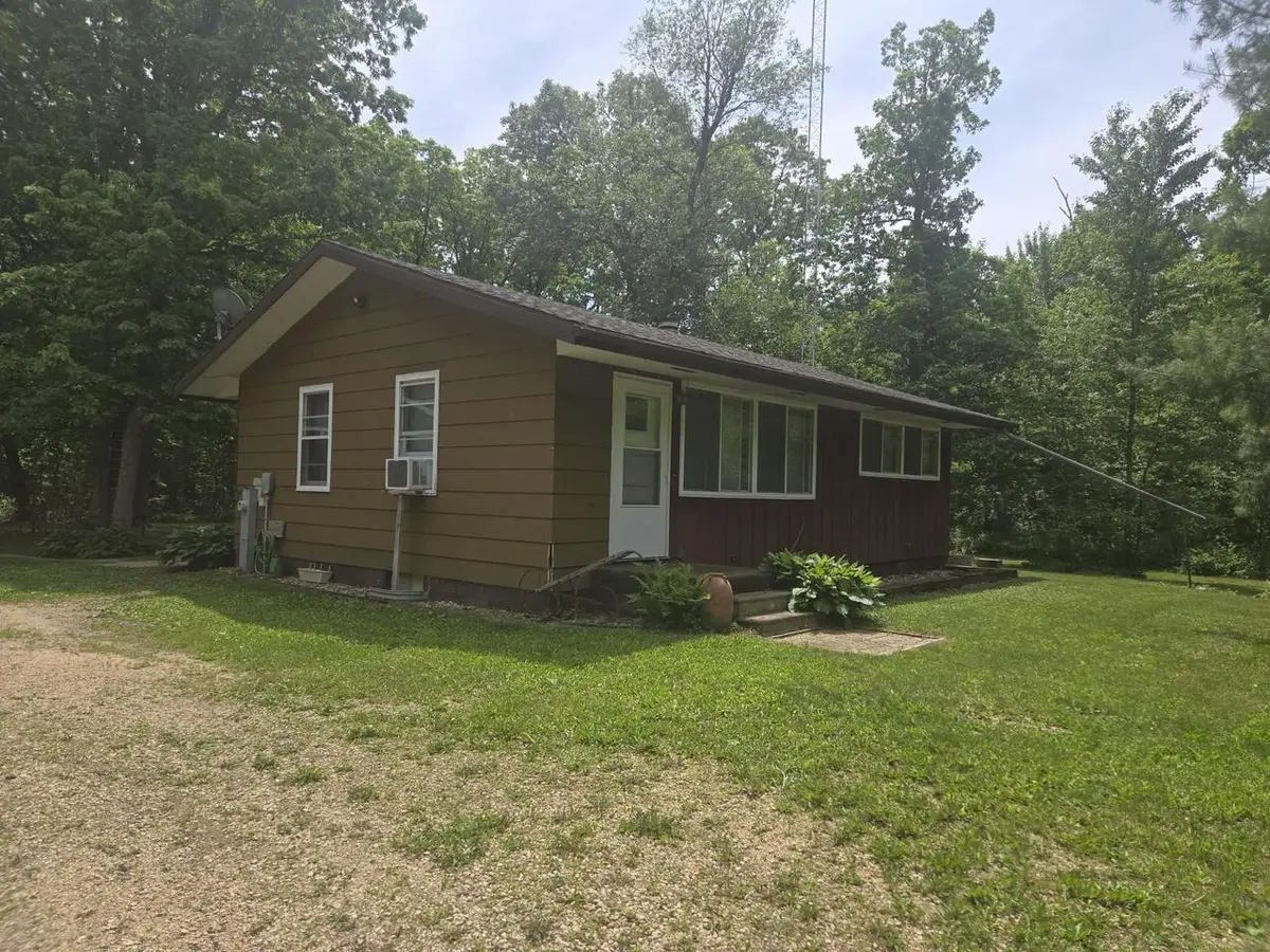3006 W 6th Court, Grand Marsh, WI 53936 - #1