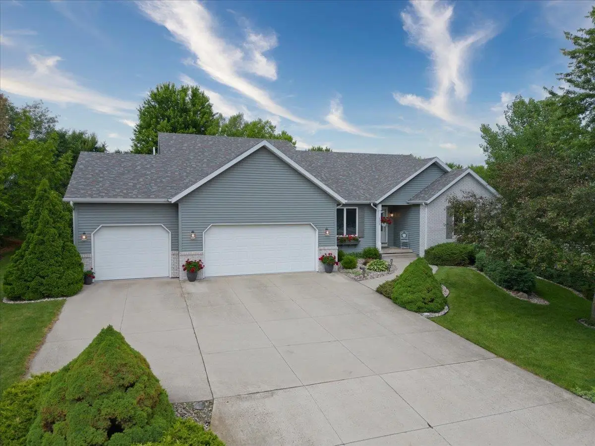 2308 Dynes Way, Sun Prairie, WI 53590 - #1