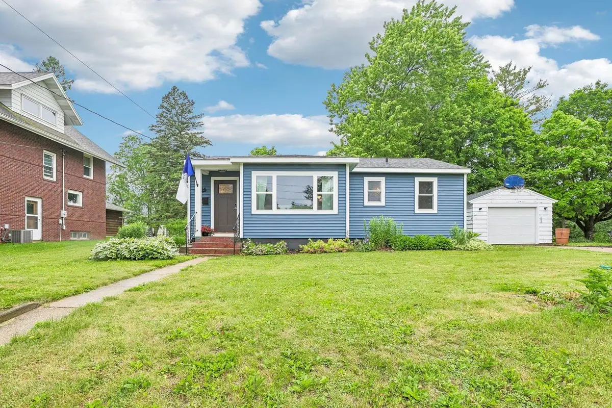 306 Lake Street, Mount Horeb, WI 53572 - #1
