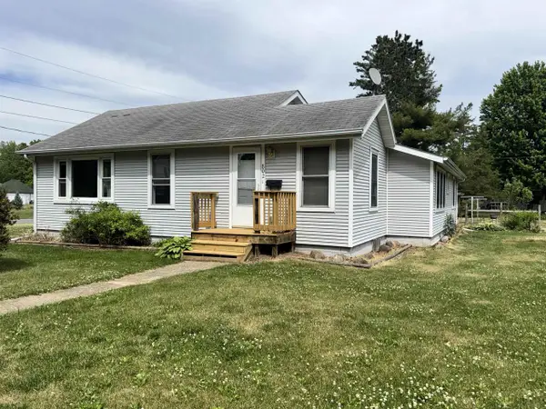 802 E 7th Avenue, Brodhead, WI 53520