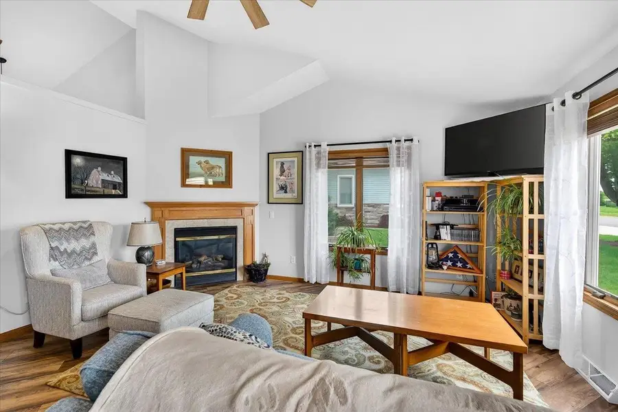 209 W Gonstead Road, Mount Horeb, WI 53572 - #3
