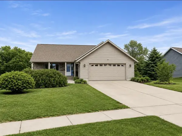 54 Me Me Lane, Reedsburg, WI 53959