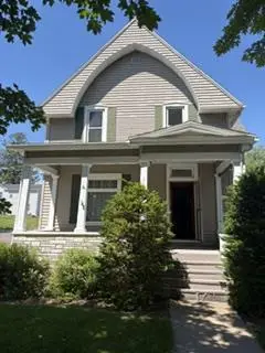 206 N Adams Street, Lancaster, WI 53813 - #2