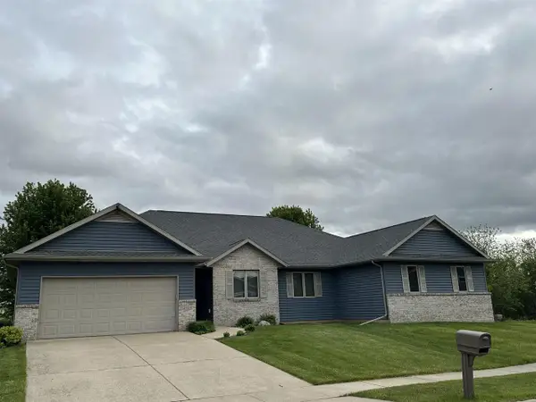 2401 Autumn Crest Road, Stoughton, WI 53589
