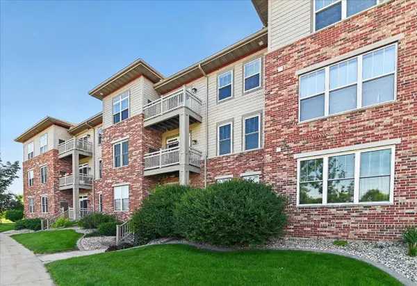141 Metro Terrace #203, Madison, WI 53718