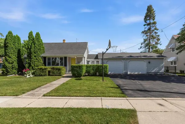 704 E South Street, Beaver Dam, WI 53916