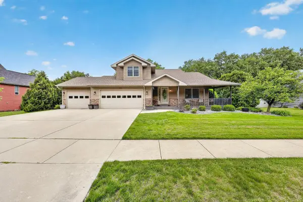 3212 Rockport Park Drive, Janesville, WI 53548