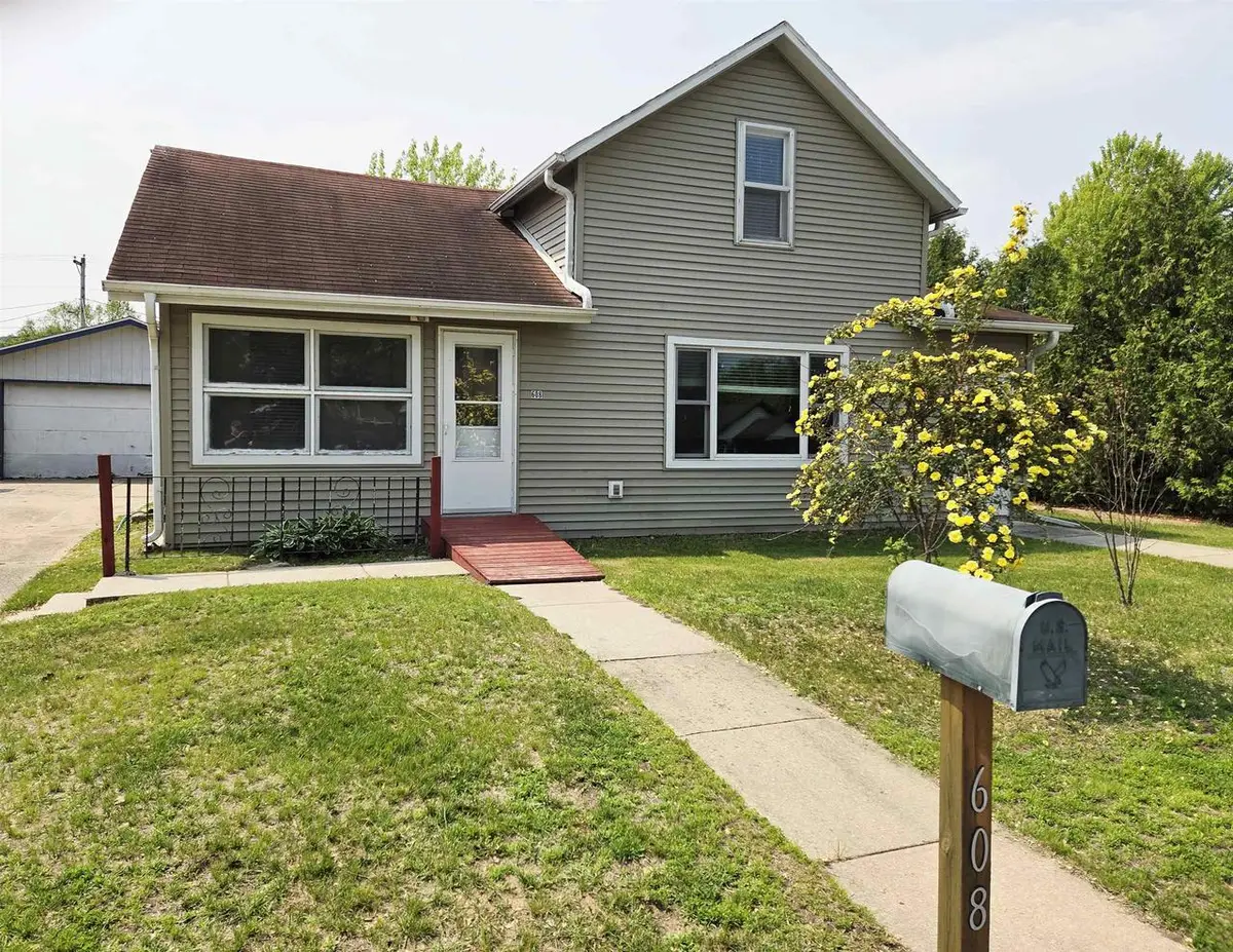 608 E Legrand Street, Boscobel, WI 53805 - #1
