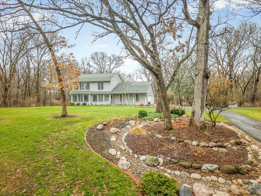 6800 W Thornapple Drive, Janesville, WI 53548 - #2
