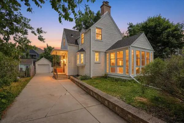 166 Kensington Drive, Madison, WI 53704
