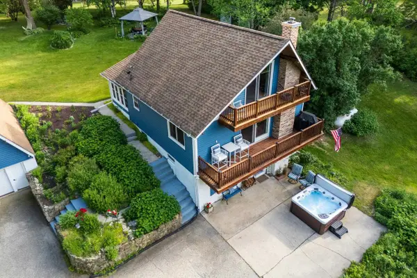 550 E Applewood Road, Edgerton, WI 53534