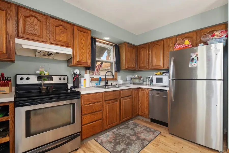 517-519 E Holum Street, Deforest, WI 53532 - #3