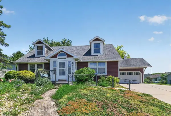 505 Reid Drive, Mount Horeb, WI 53572