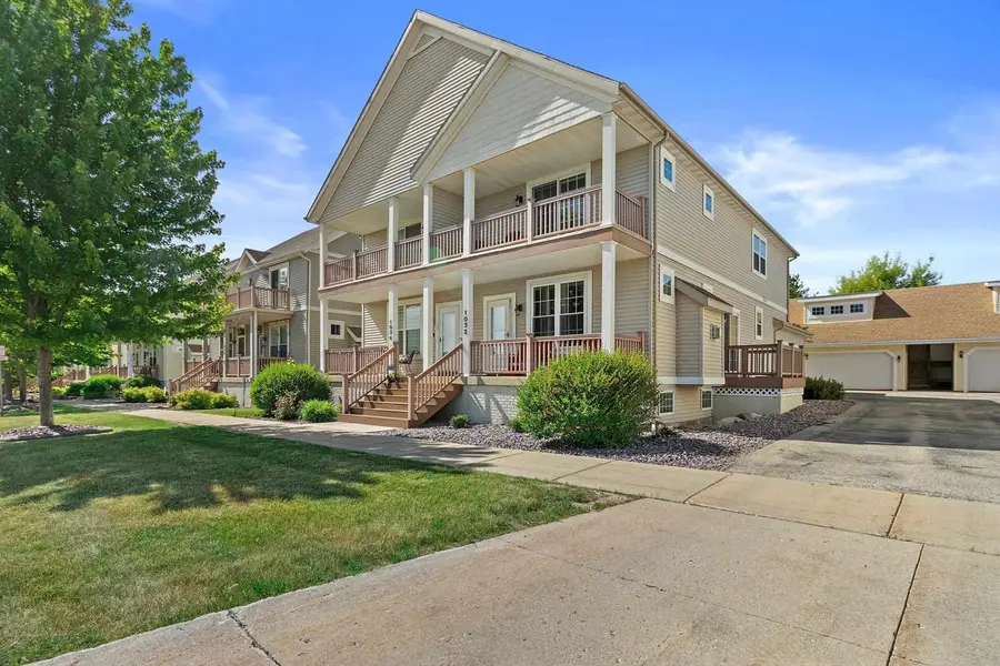 1032 Stonehaven Drive, Sun Prairie, WI 53590 - #2