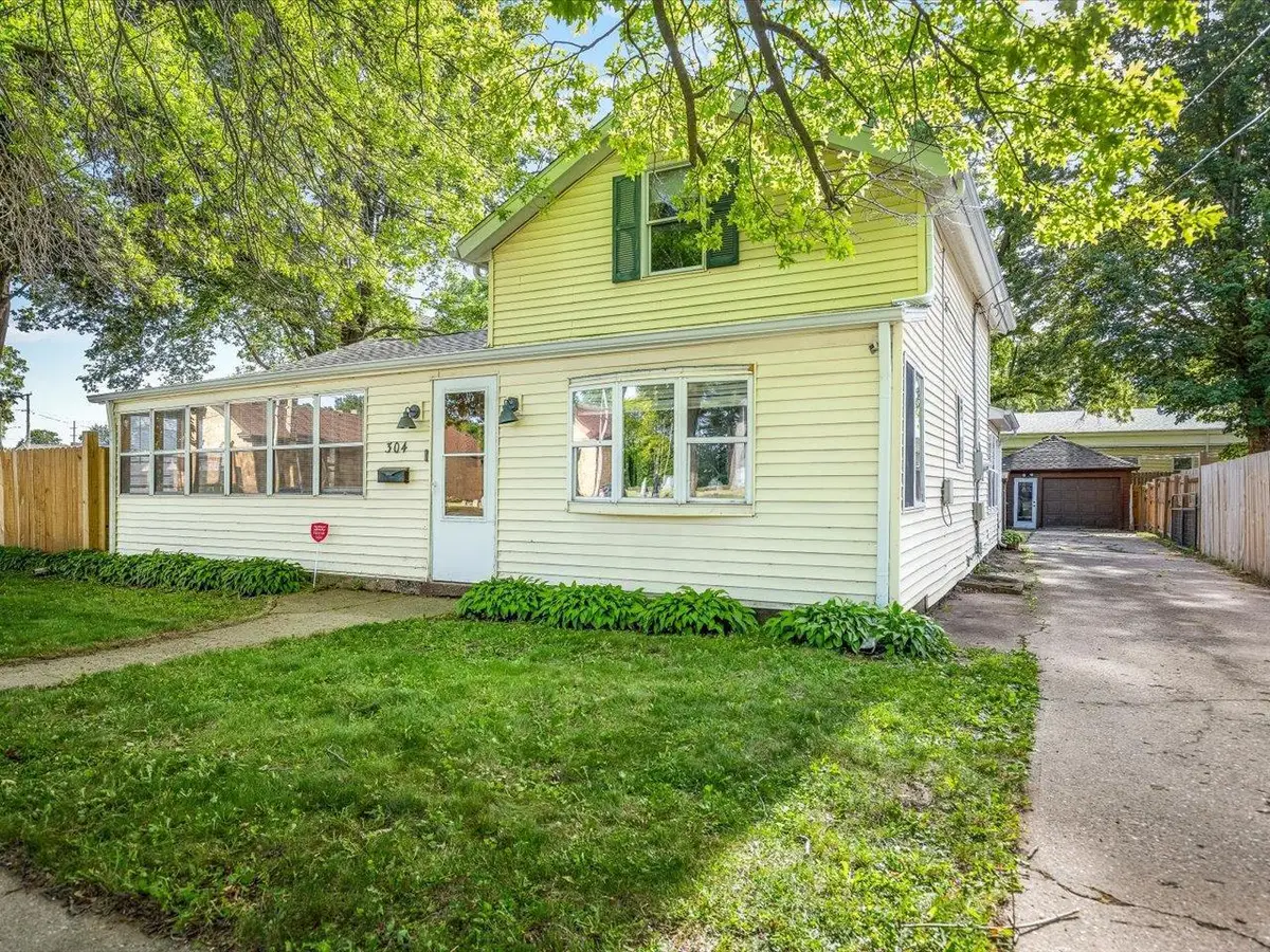 304 N 3rd Street, Oregon, IL 61061 - #1