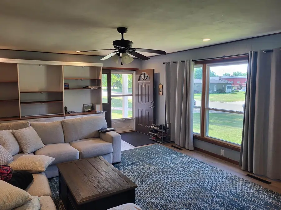 223 E Wisconsin Avenue, Monticello, WI 53570 - #2