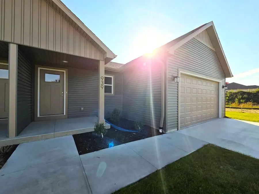 939 Pheasant Run, Lomira, WI 53048 - #2